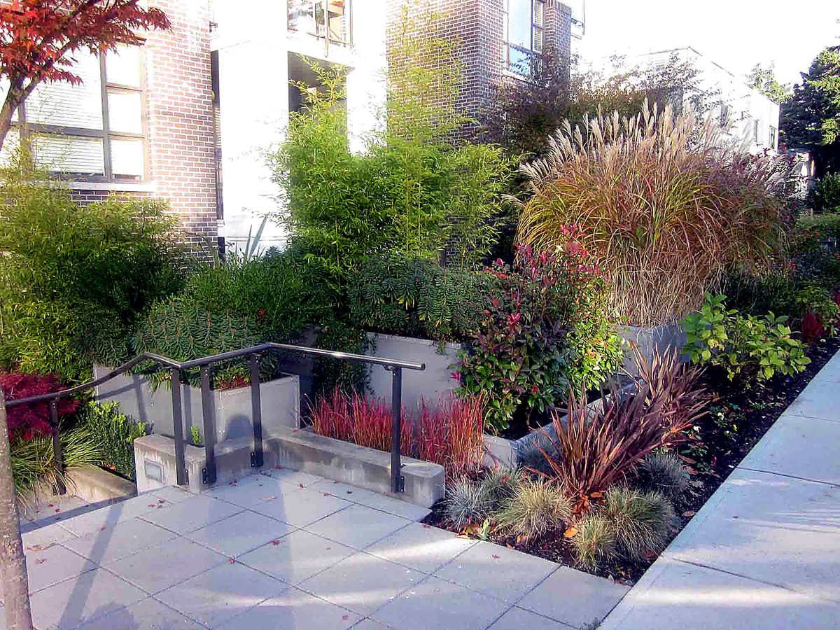 Herb's Landscaping project photo 24